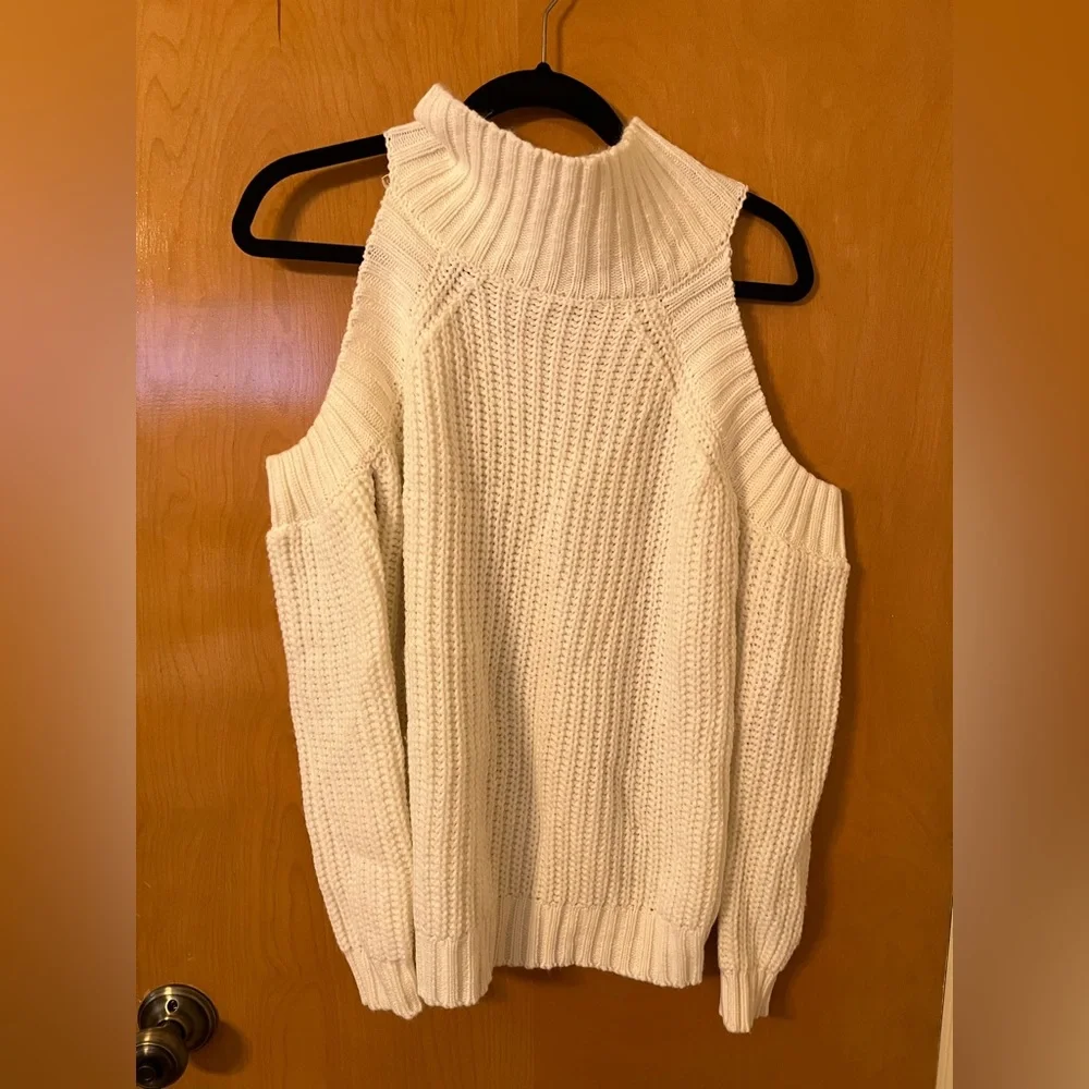 Sweater - Picture 3 of 3